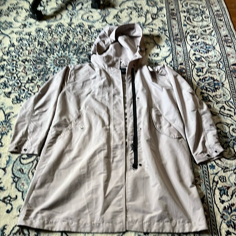 Everlane Renew Anorak Tan Medium M